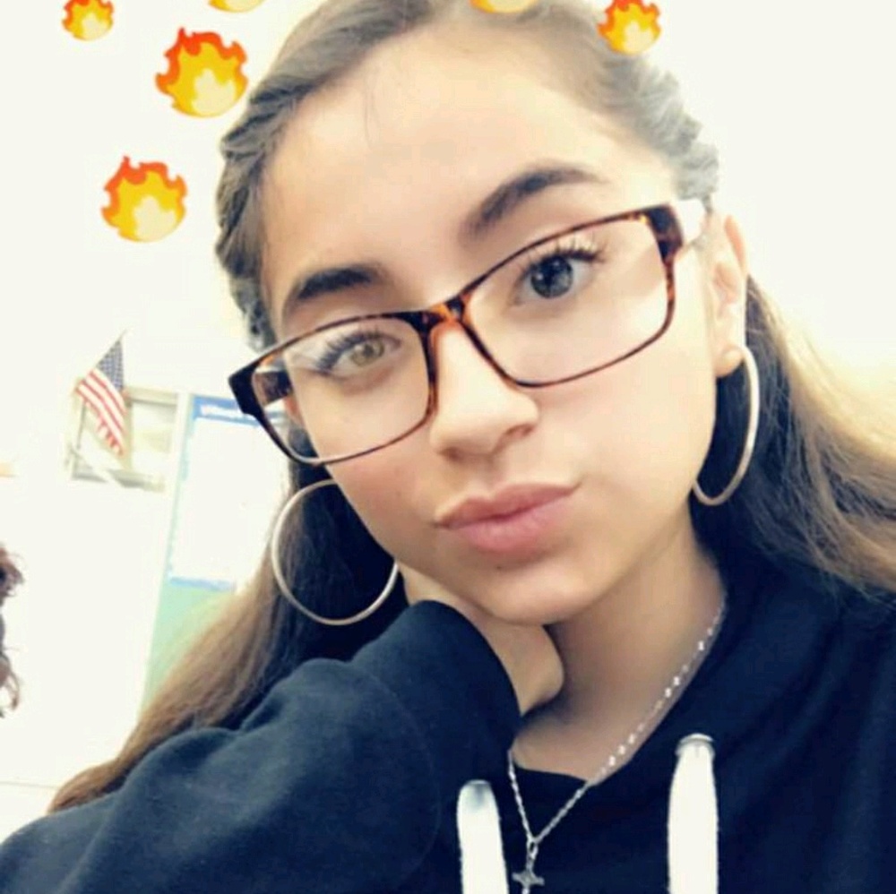 Meet your Posher, Marianna